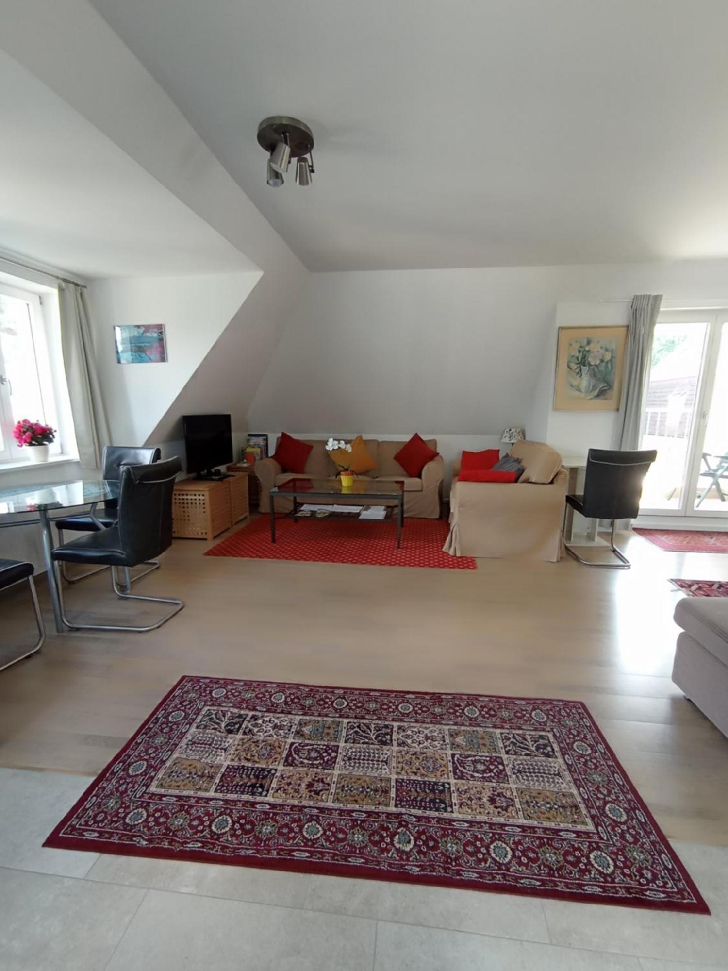 Appartement Peaceful Apartment, 3 Zi Loggia & Garden In Blankenese Elbvororten *