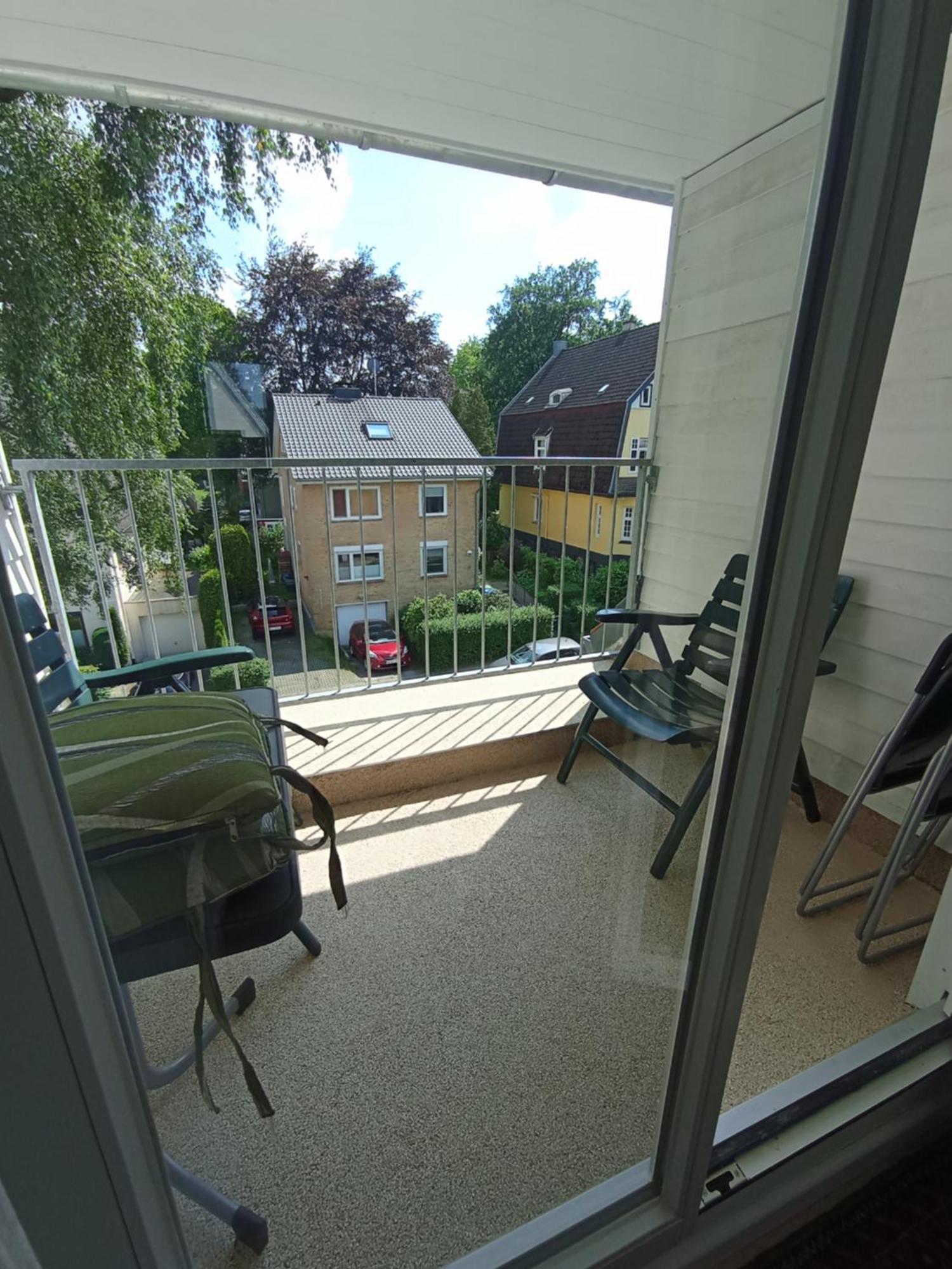 Peaceful Apartment, 3 Zi Loggia & Garden In Blankenese Elbvororten