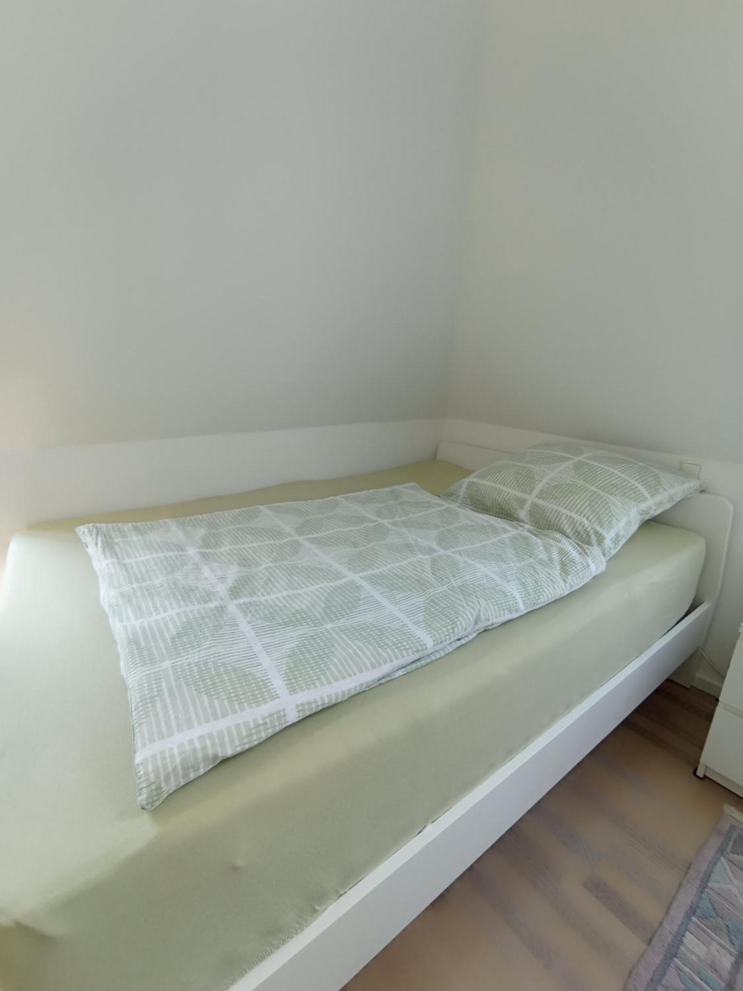 Peaceful Apartment, 3 Zi Loggia & Garden In Blankenese Elbvororten