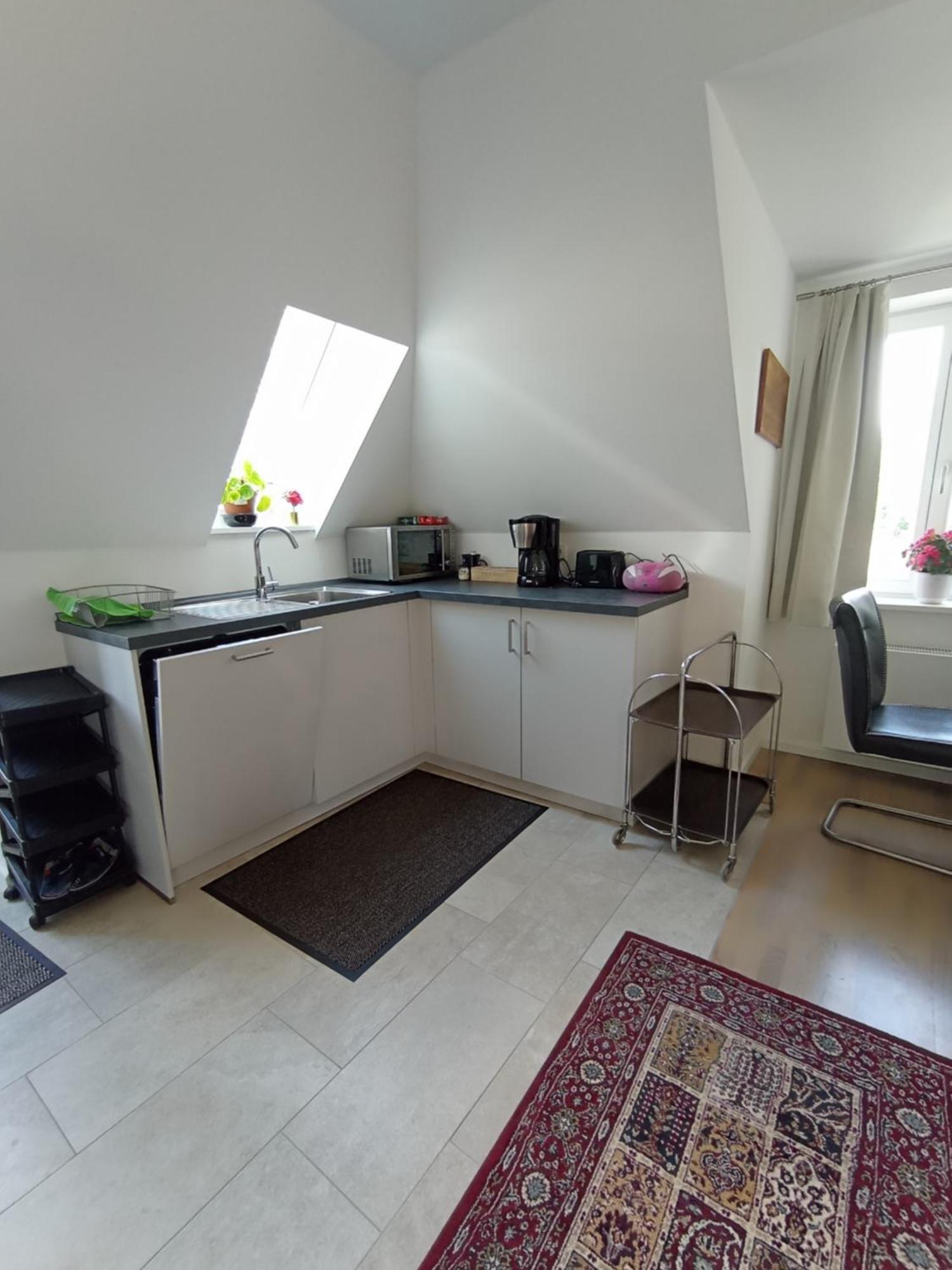Peaceful Apartment, 3 Zi Loggia & Garden In Blankenese Elbvororten